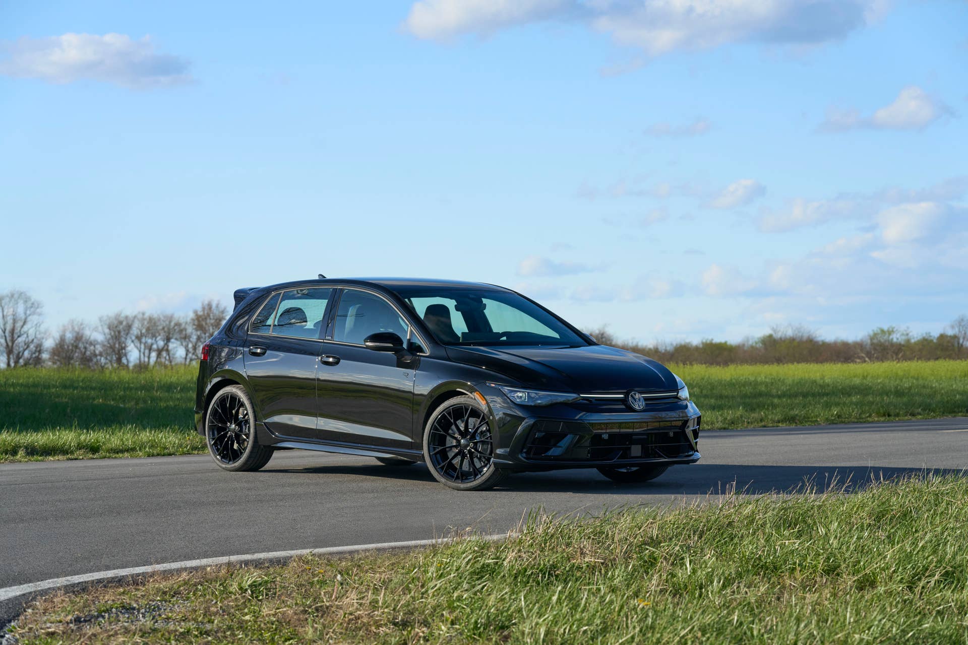 Vow Type R 2026 Honda Civic Type R vs Volkswagen Golf R: 3 Key Differences - Road ...